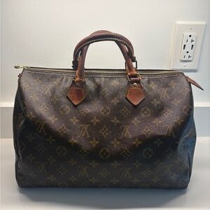 Louis Vuitton Speedy 35 monogram